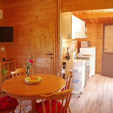 Dream House For 4 Pax In Muntic With Pool * 풀라